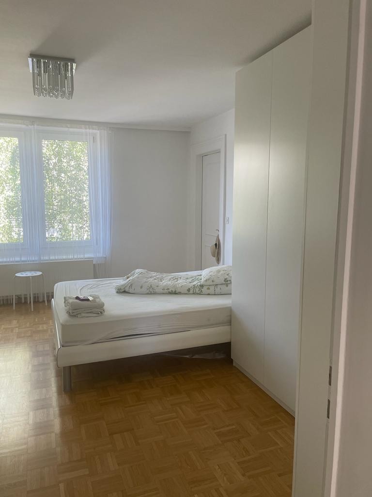 Chambre dans un appartement partagé