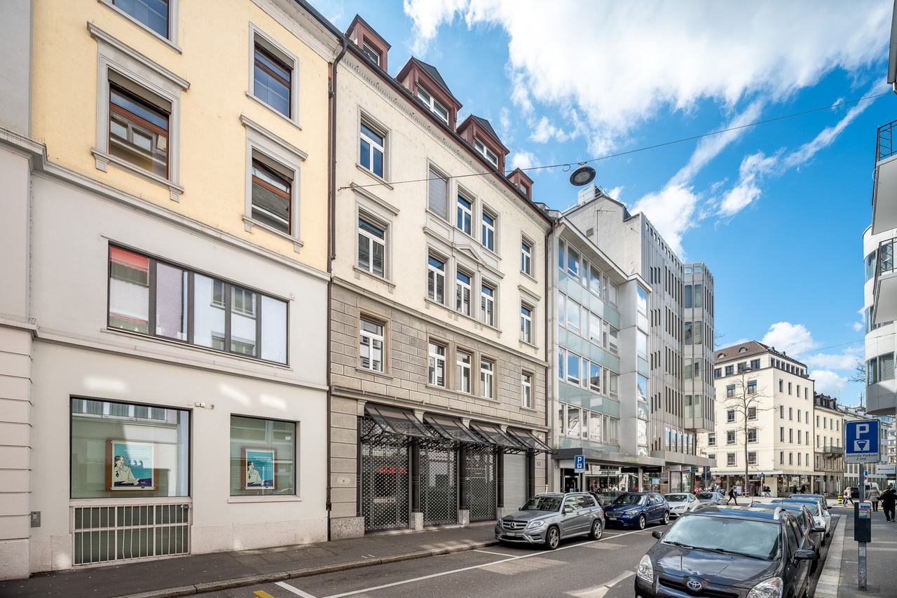 457m² office