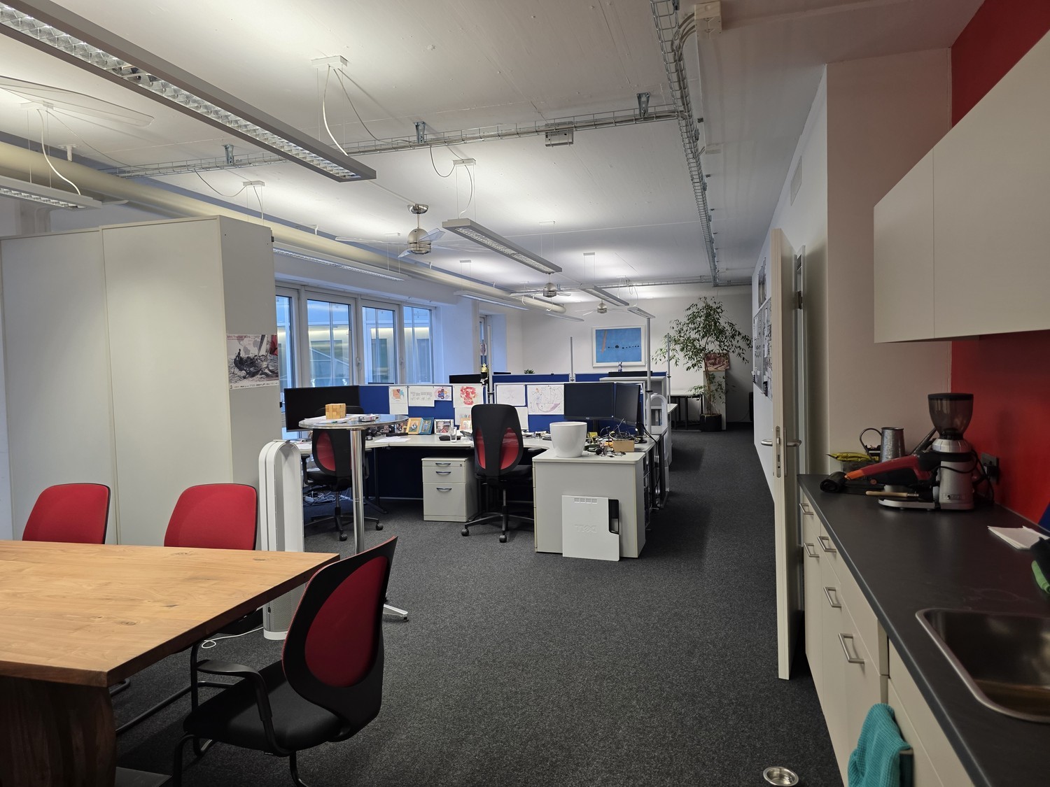 146m² commercial