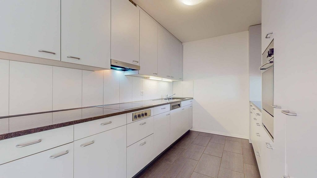 2 room loft, photo 1 of 10