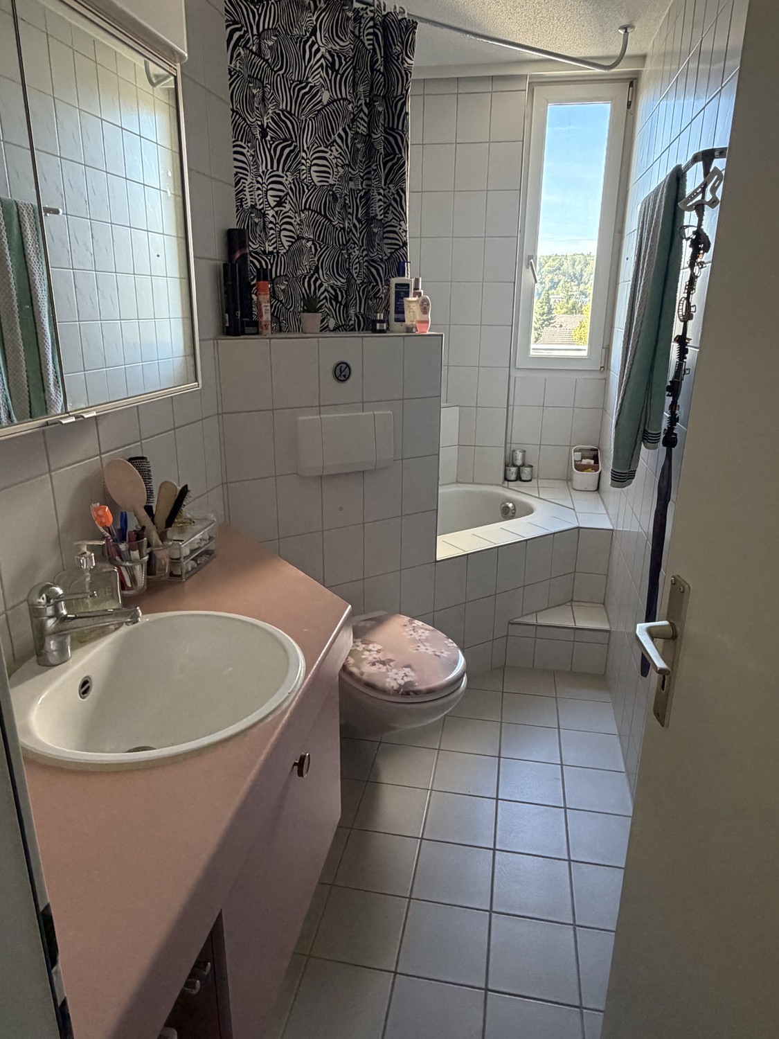 Furnished 2.5-room apartment for sublet in Zurich, photo 5 of 5