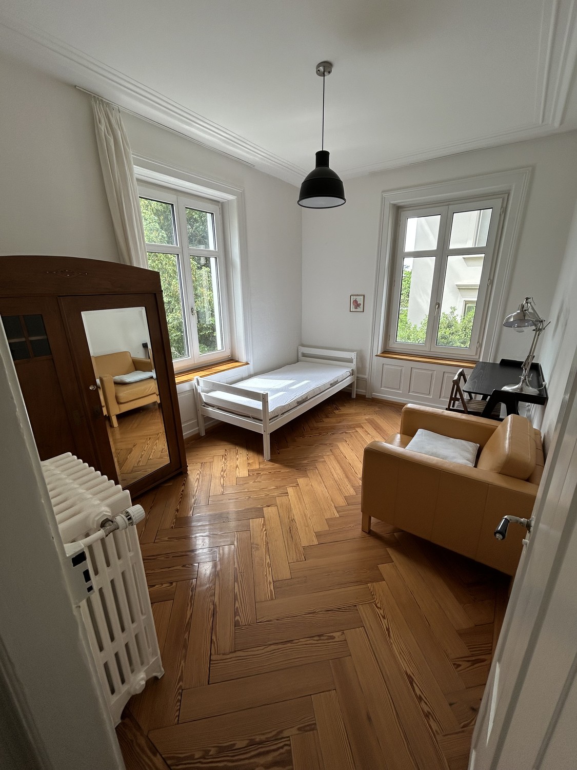Chambre dans un appartement partagé