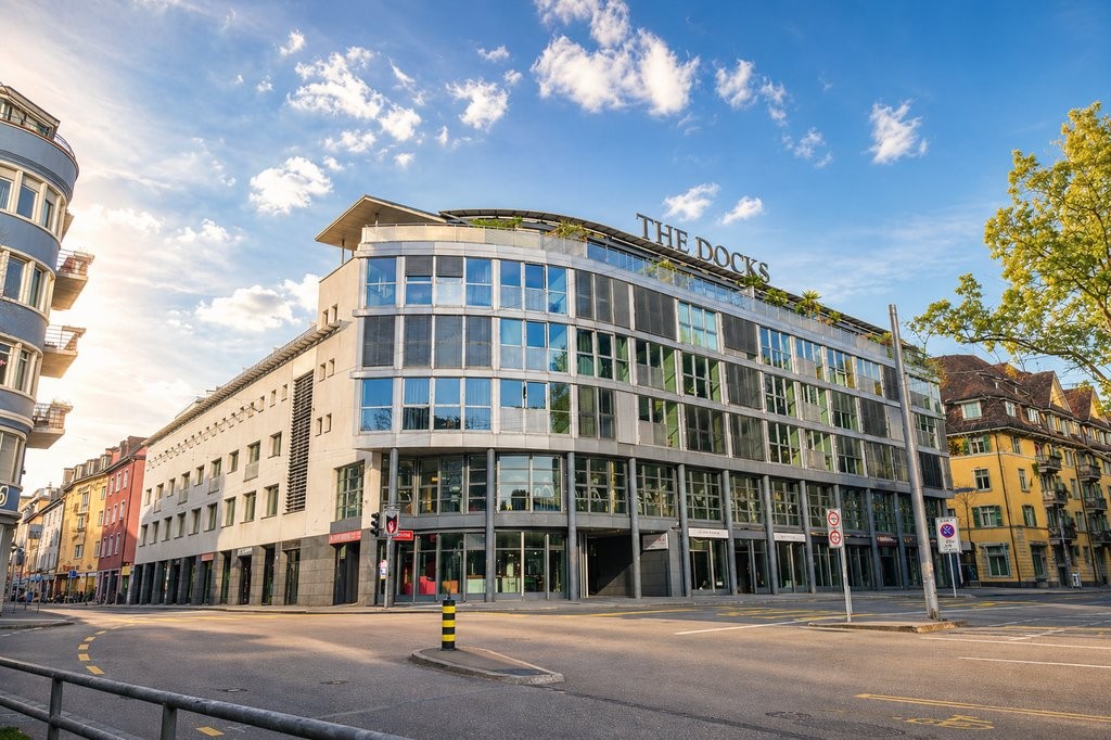 245m² commercial