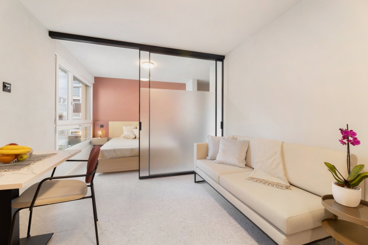 2 rooms furnished flat