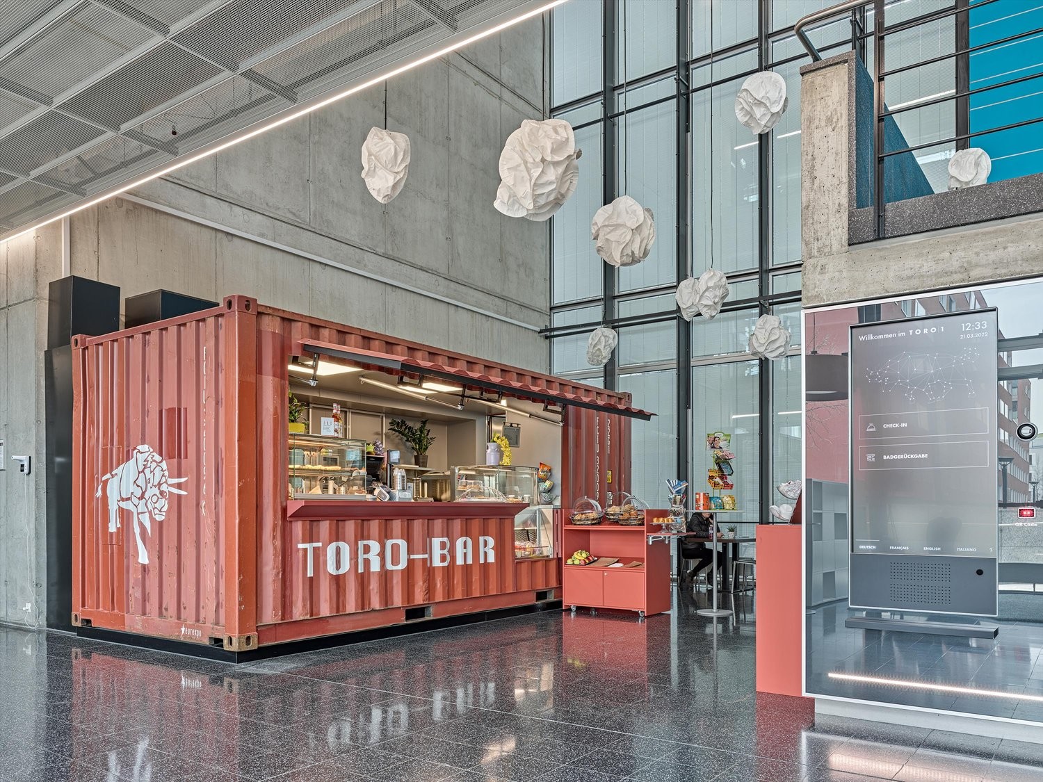 85m² office