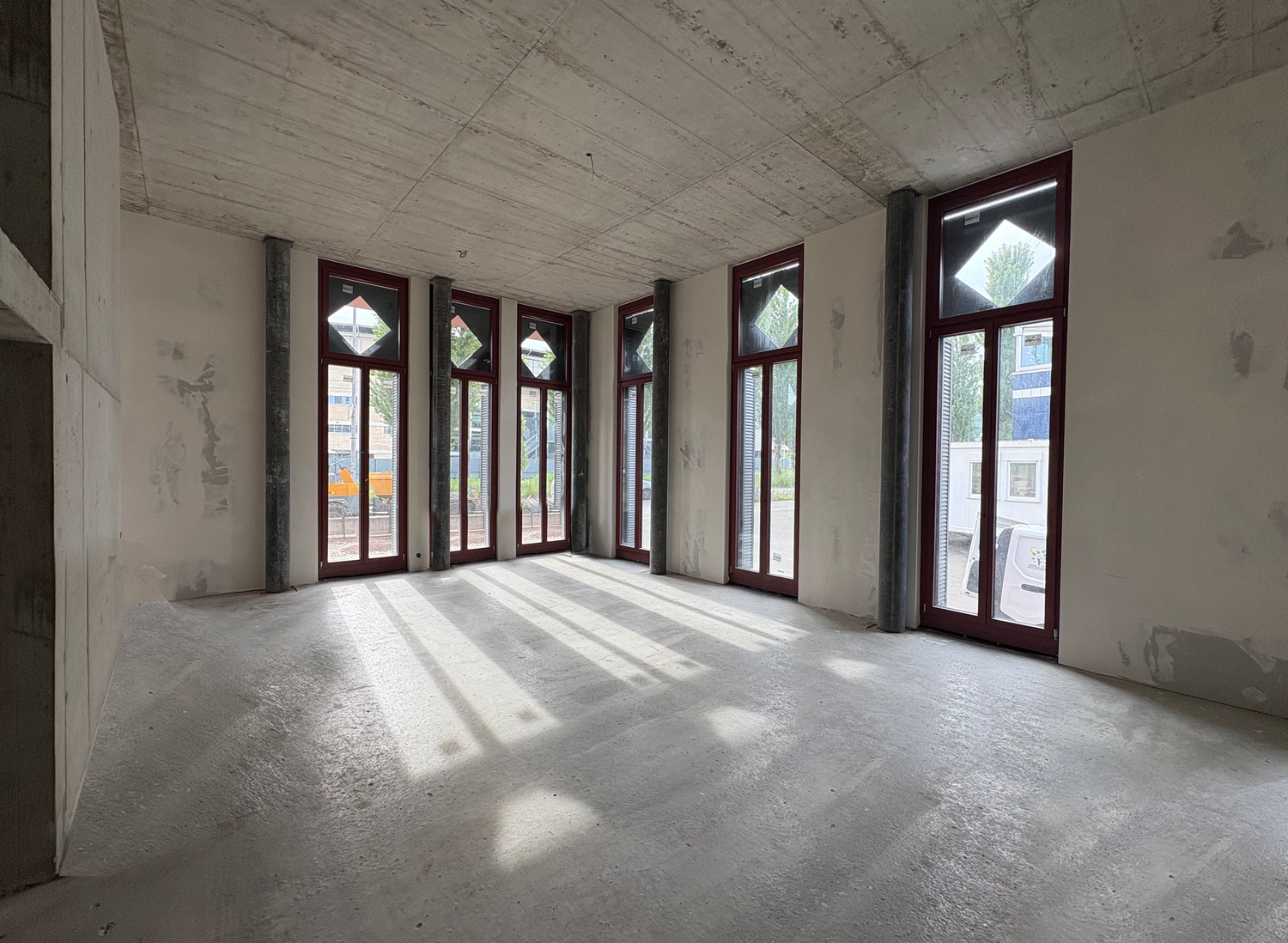 130-260m² commercial