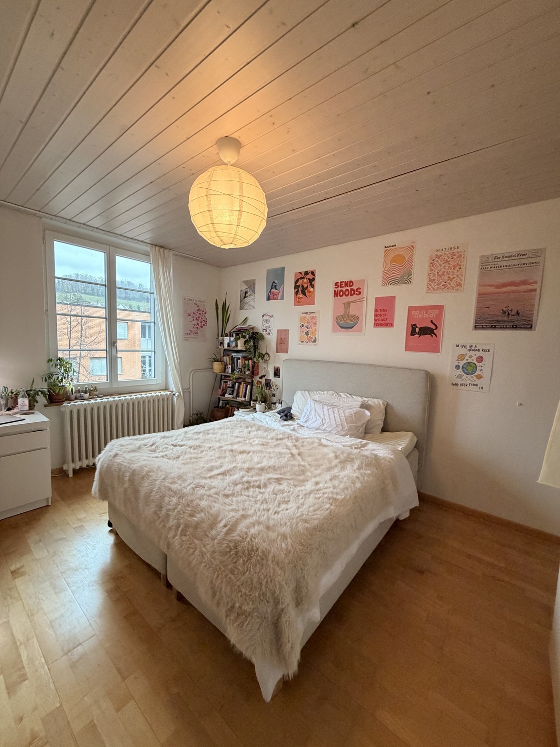 Chambre dans un appartement partagé