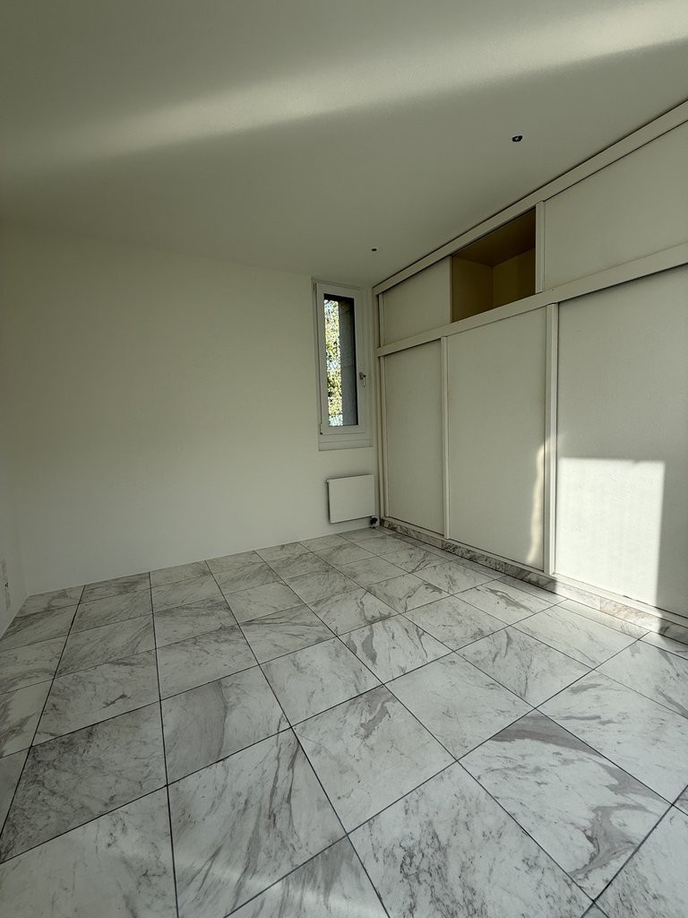 4 rooms attic flat