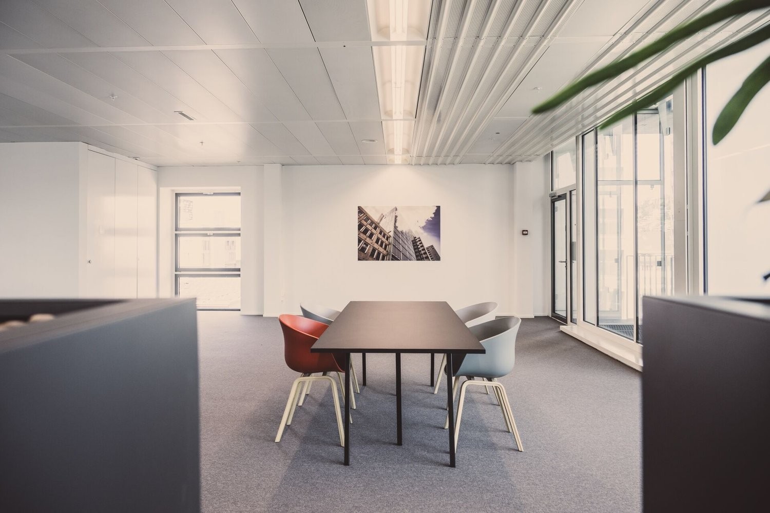 481m² office