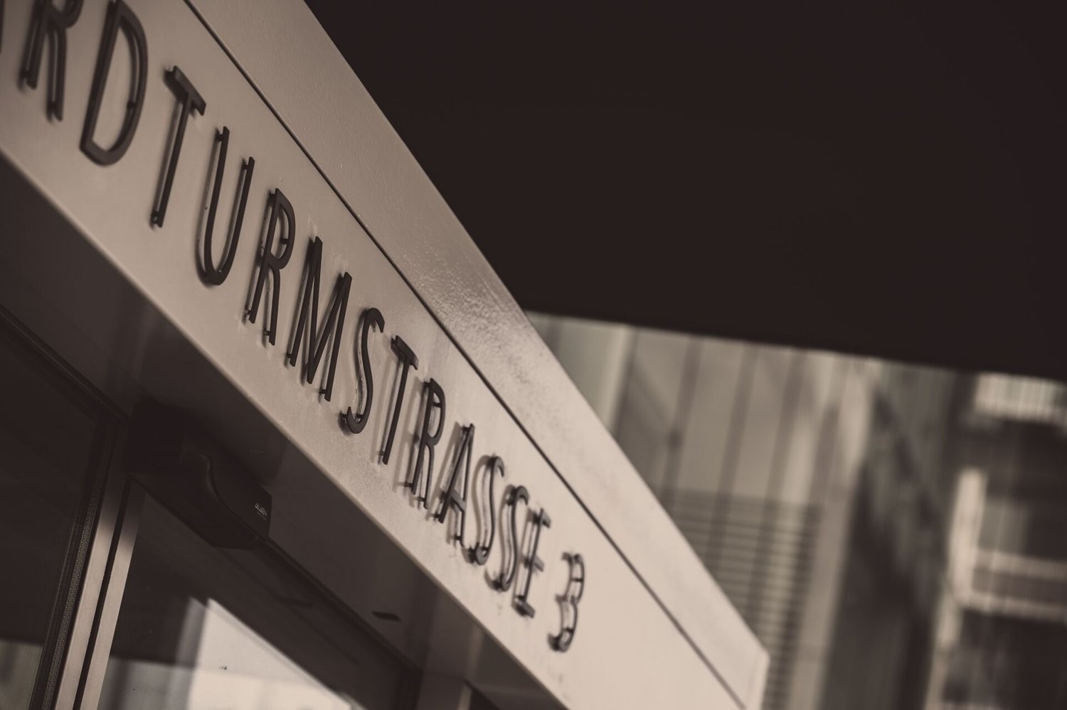481m² office