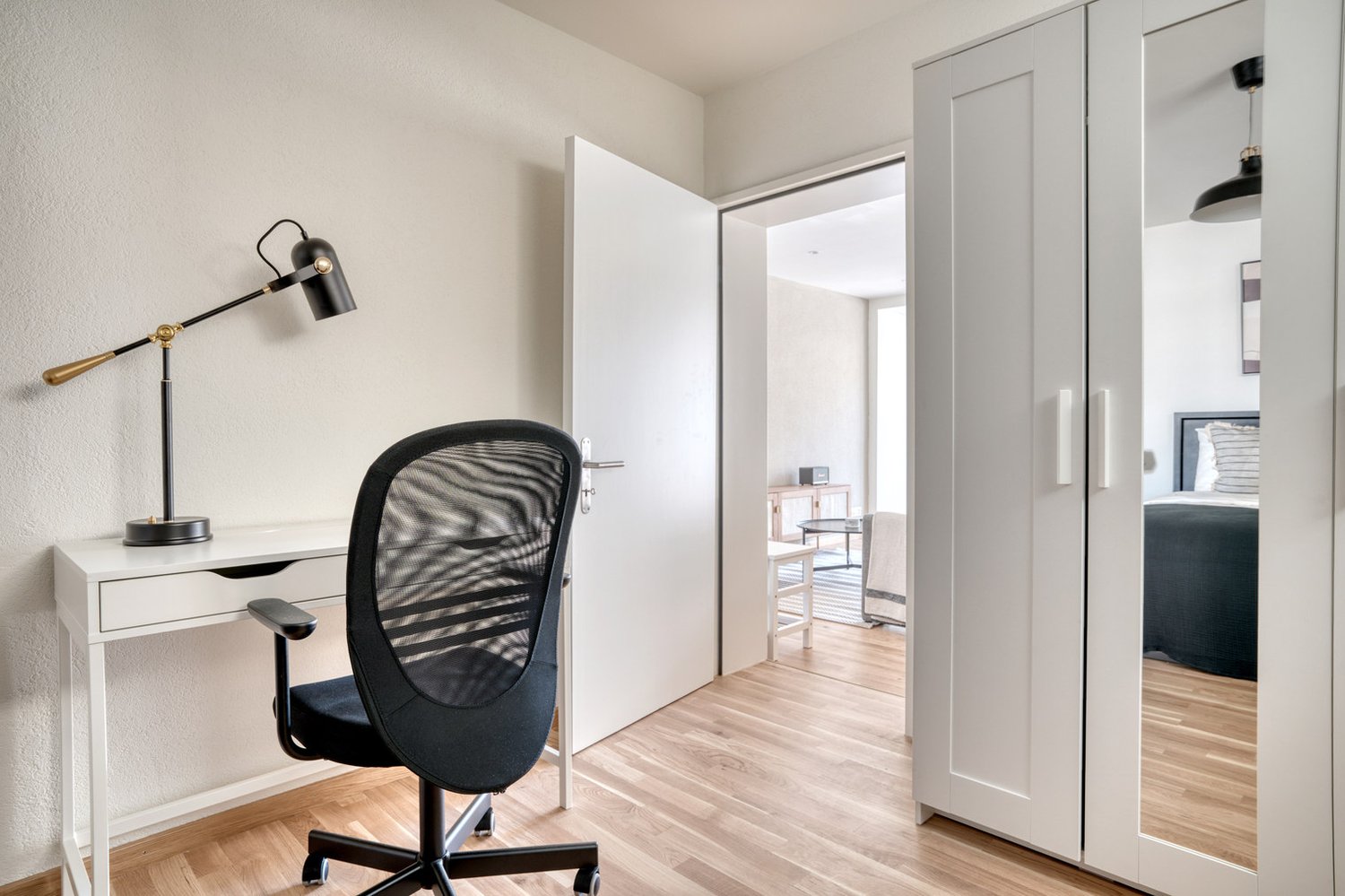 2 ½ rooms furnished flat