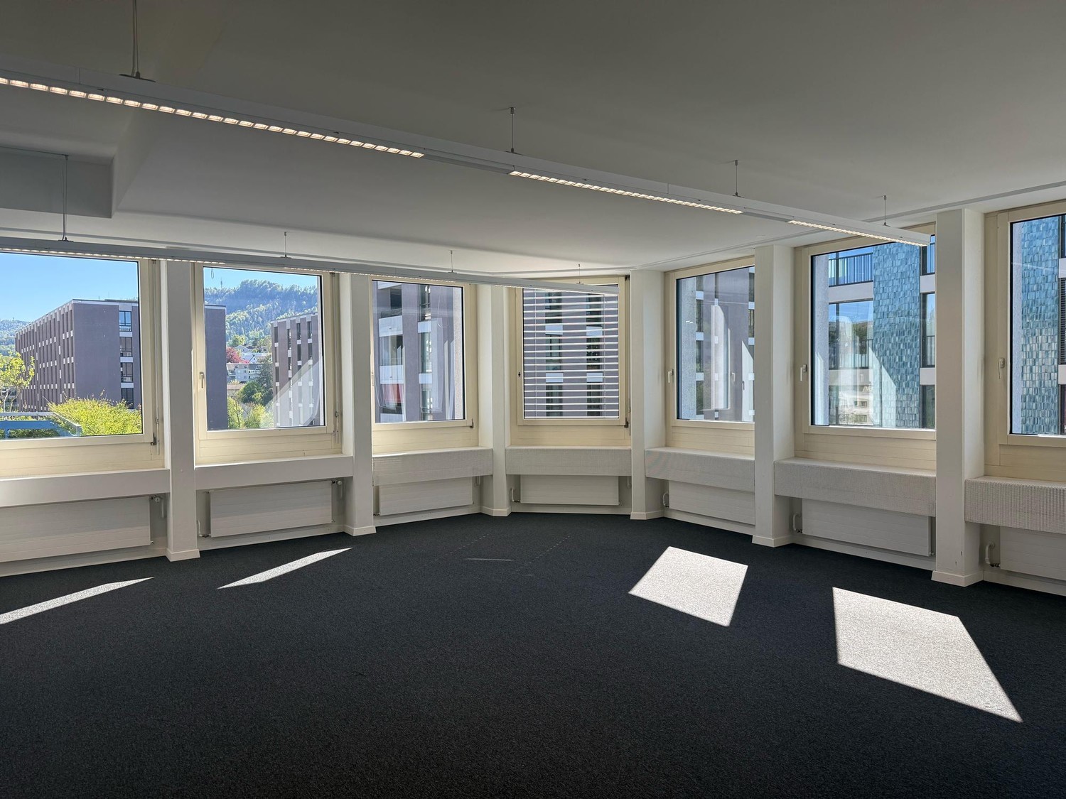56m² office