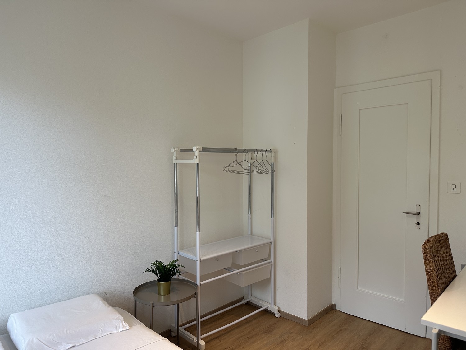Chambre dans un appartement partagé
