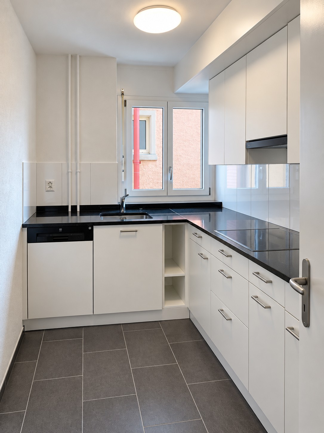 2 ½ rooms apartment, photo 3 of 9