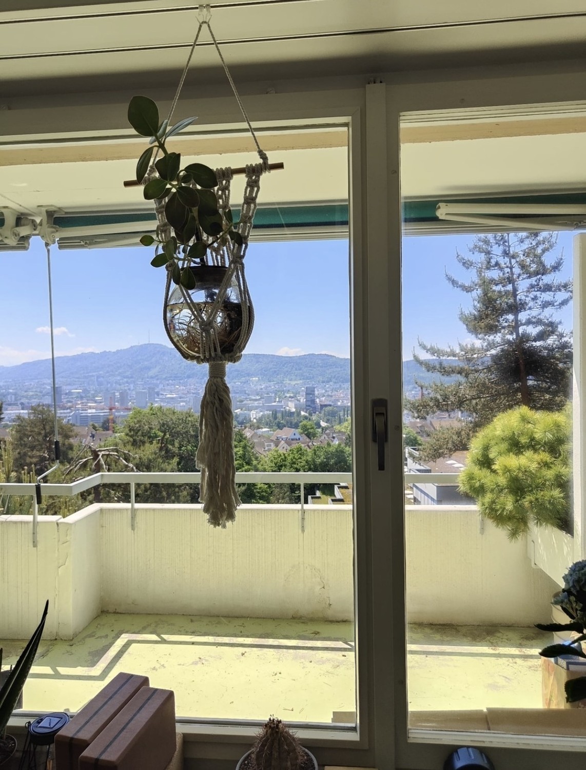 Chambre dans un appartement partagé