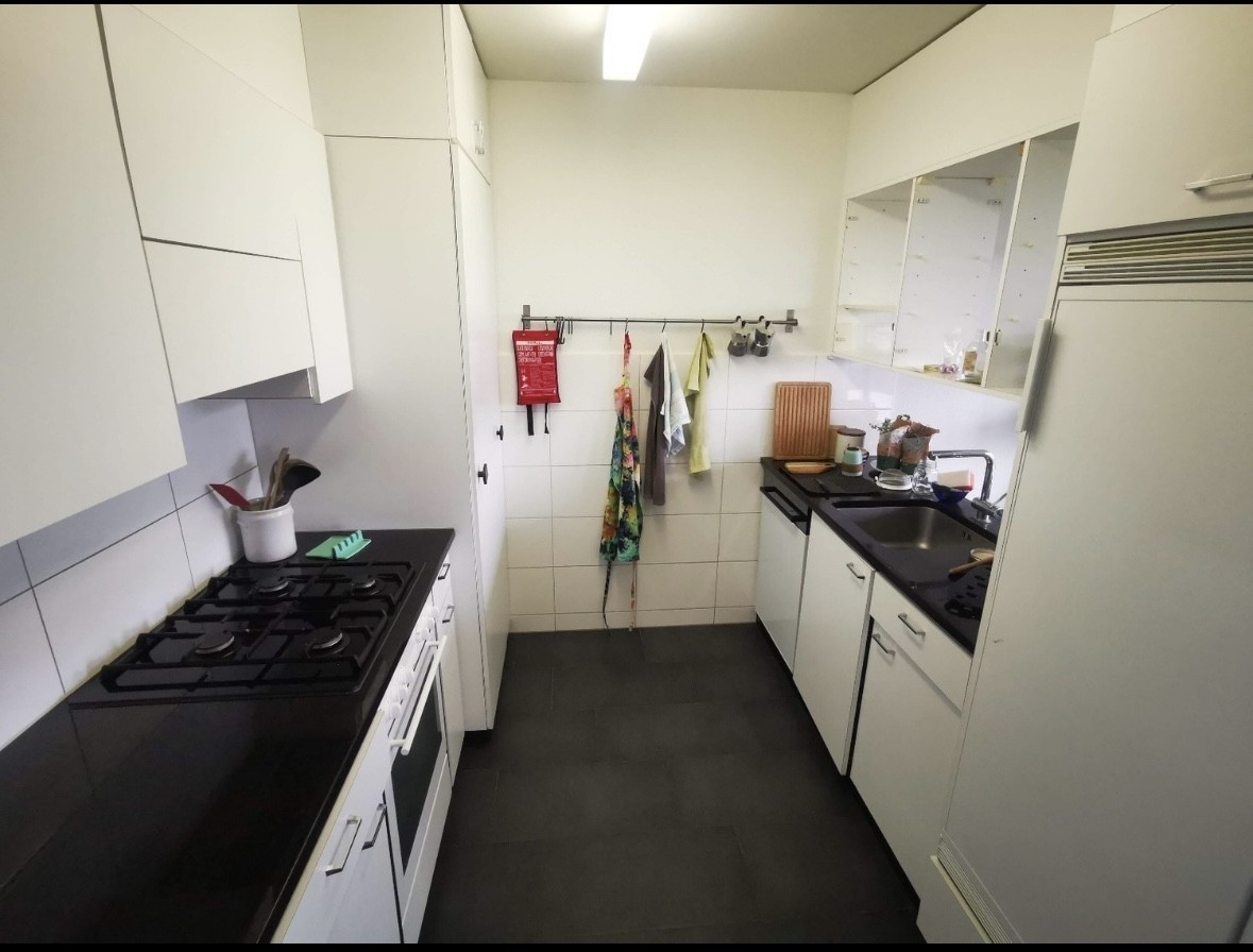 Chambre dans un appartement partagé