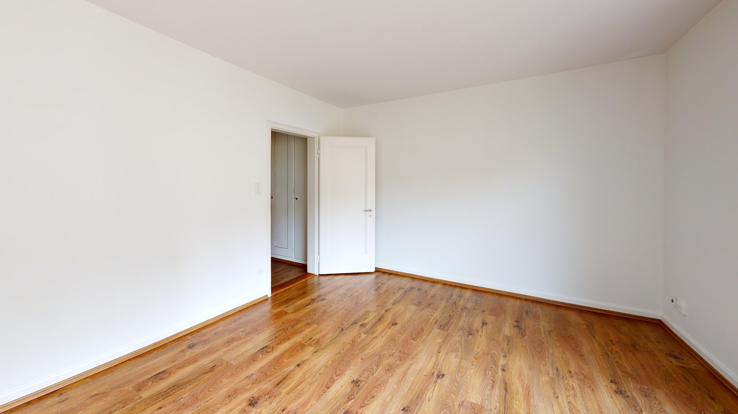 2 rooms apartment, photo 3 of 8