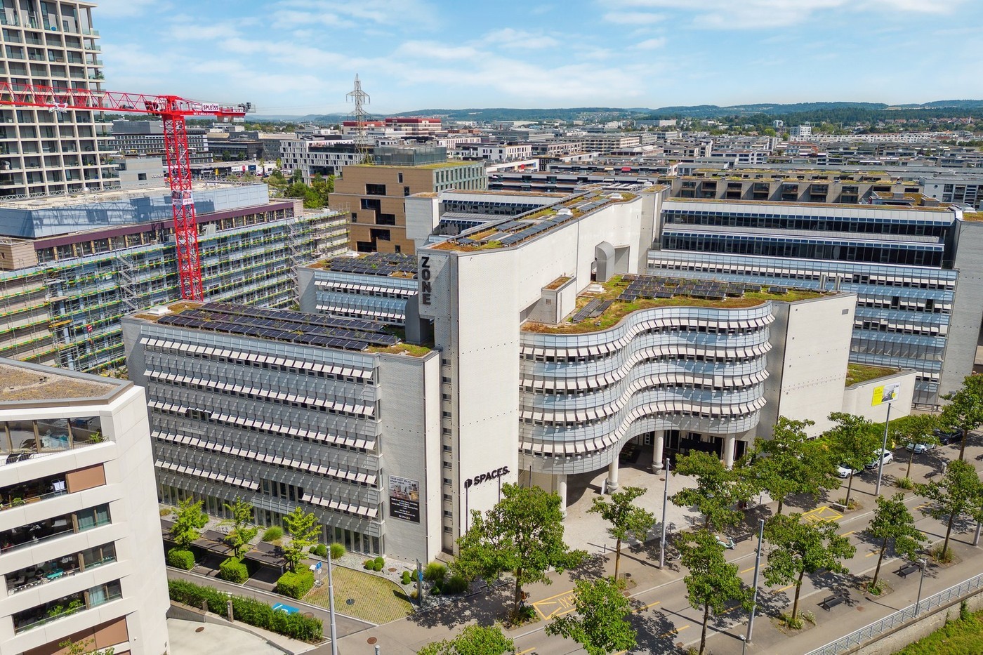 635m² office
