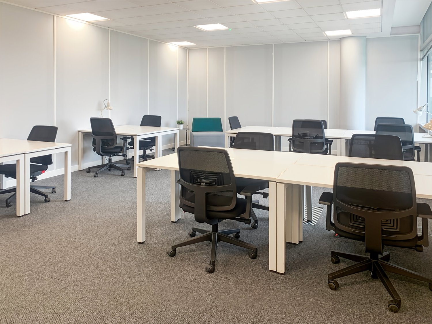 175m² office