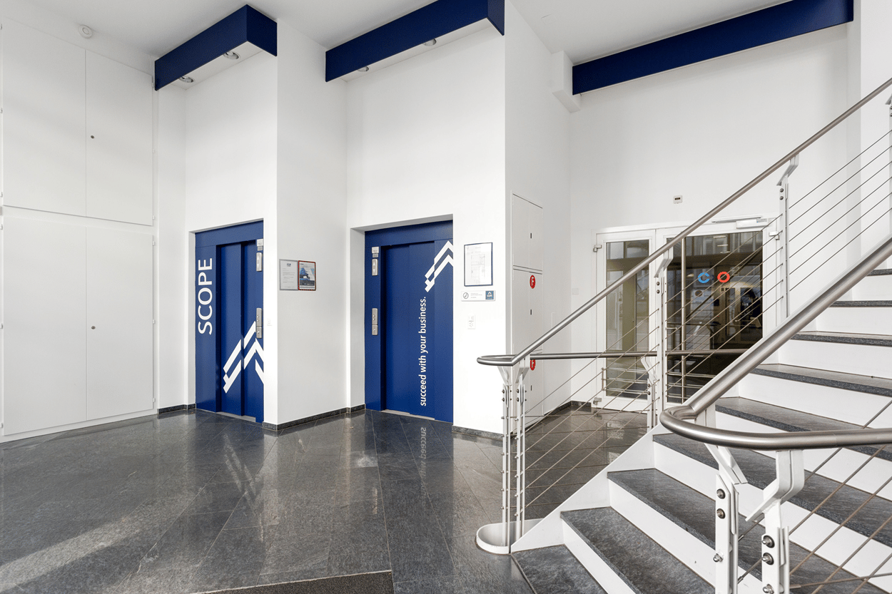 1185m² office