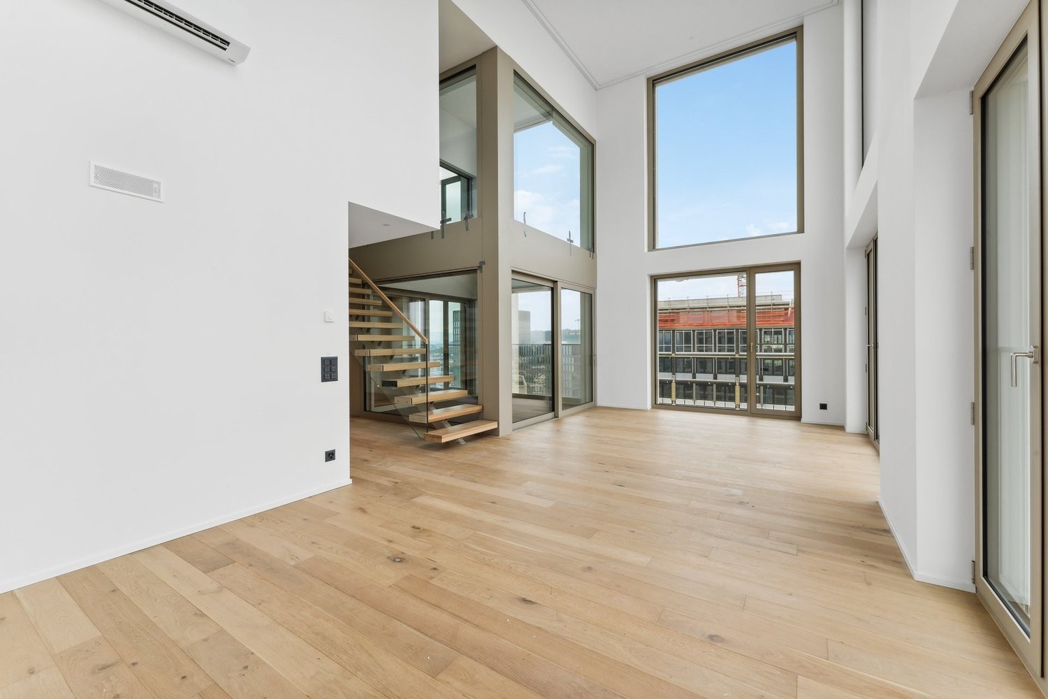 2 ½ rooms duplex, photo 1 of 10