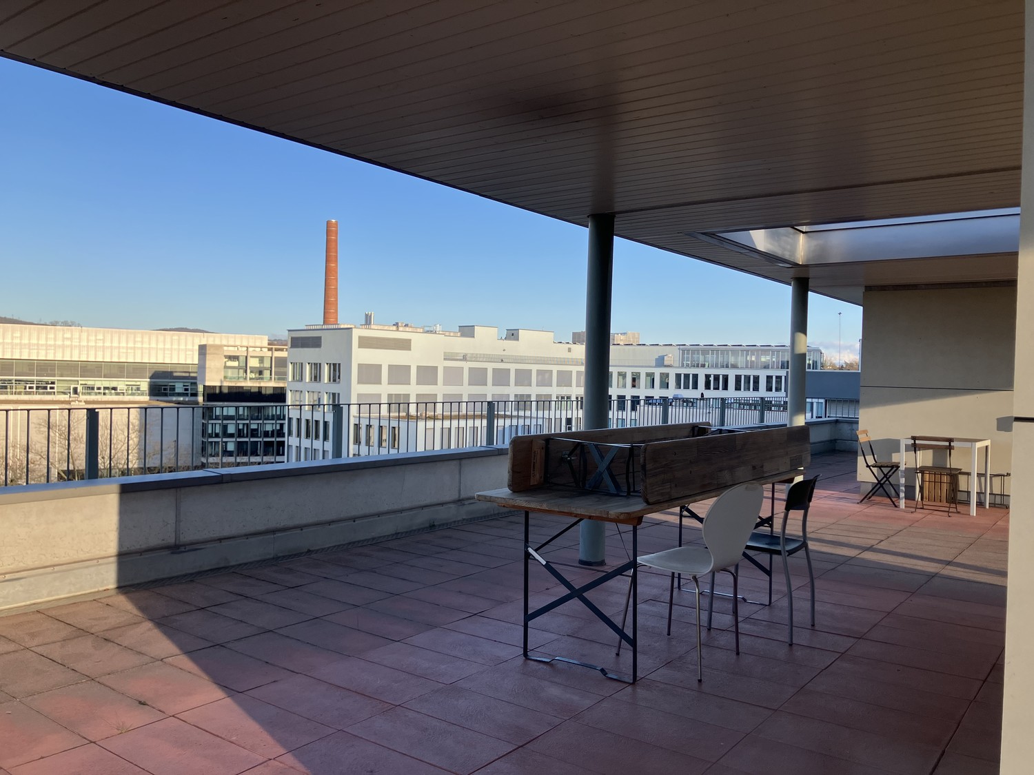 45m² commercial