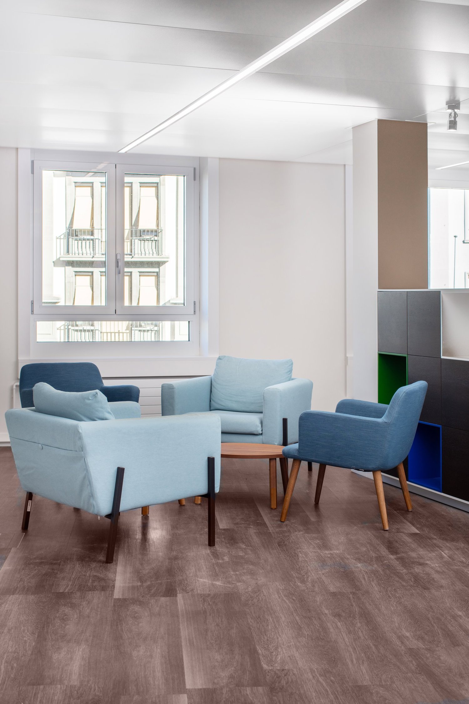 150m² office