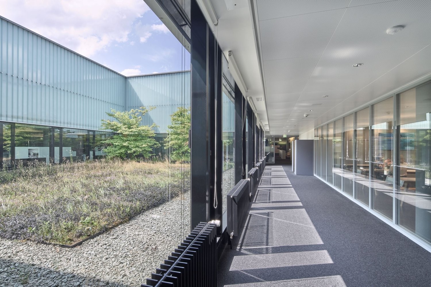 3000m² office