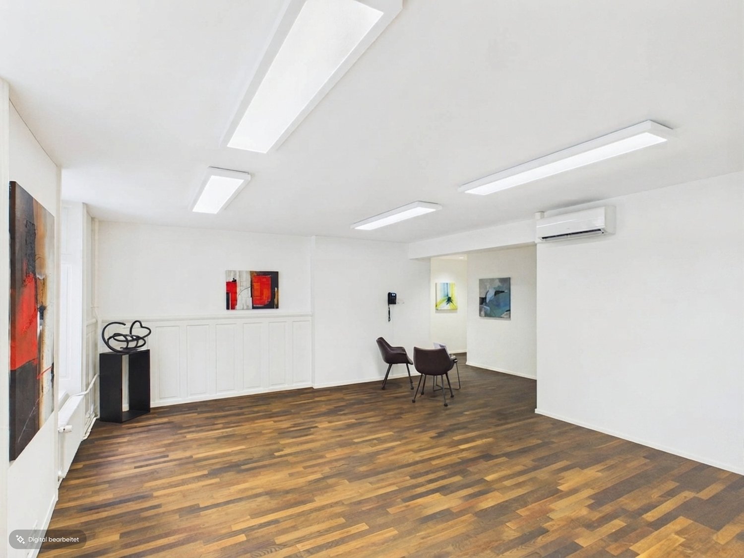 130m² office