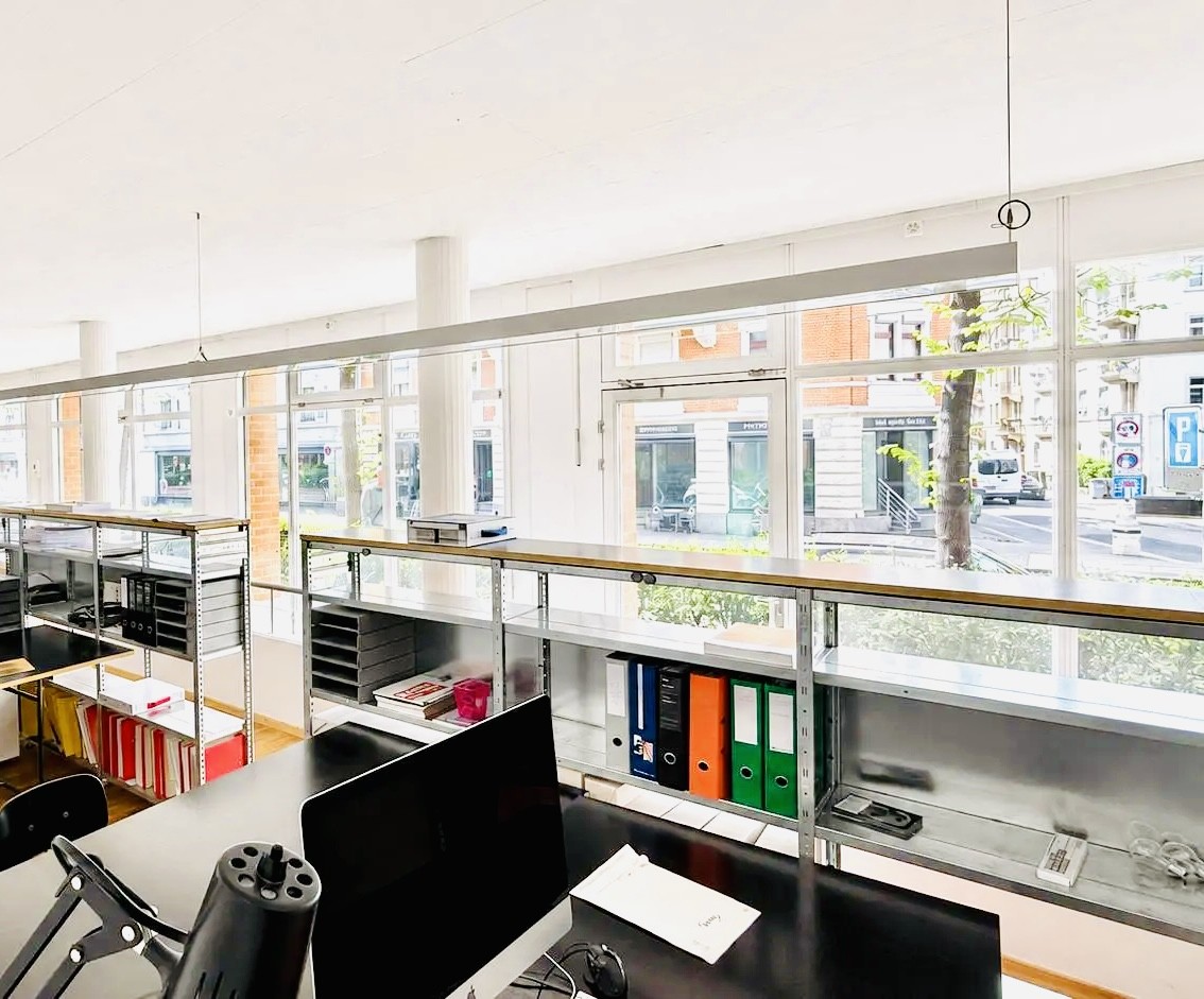 155m² office