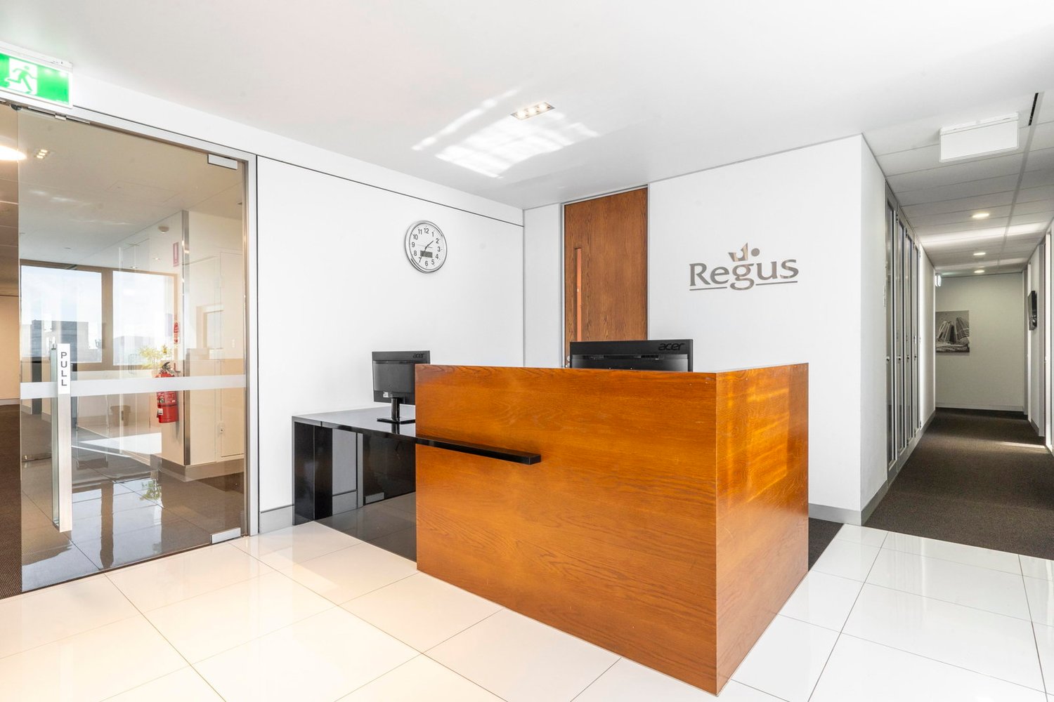 175m² office