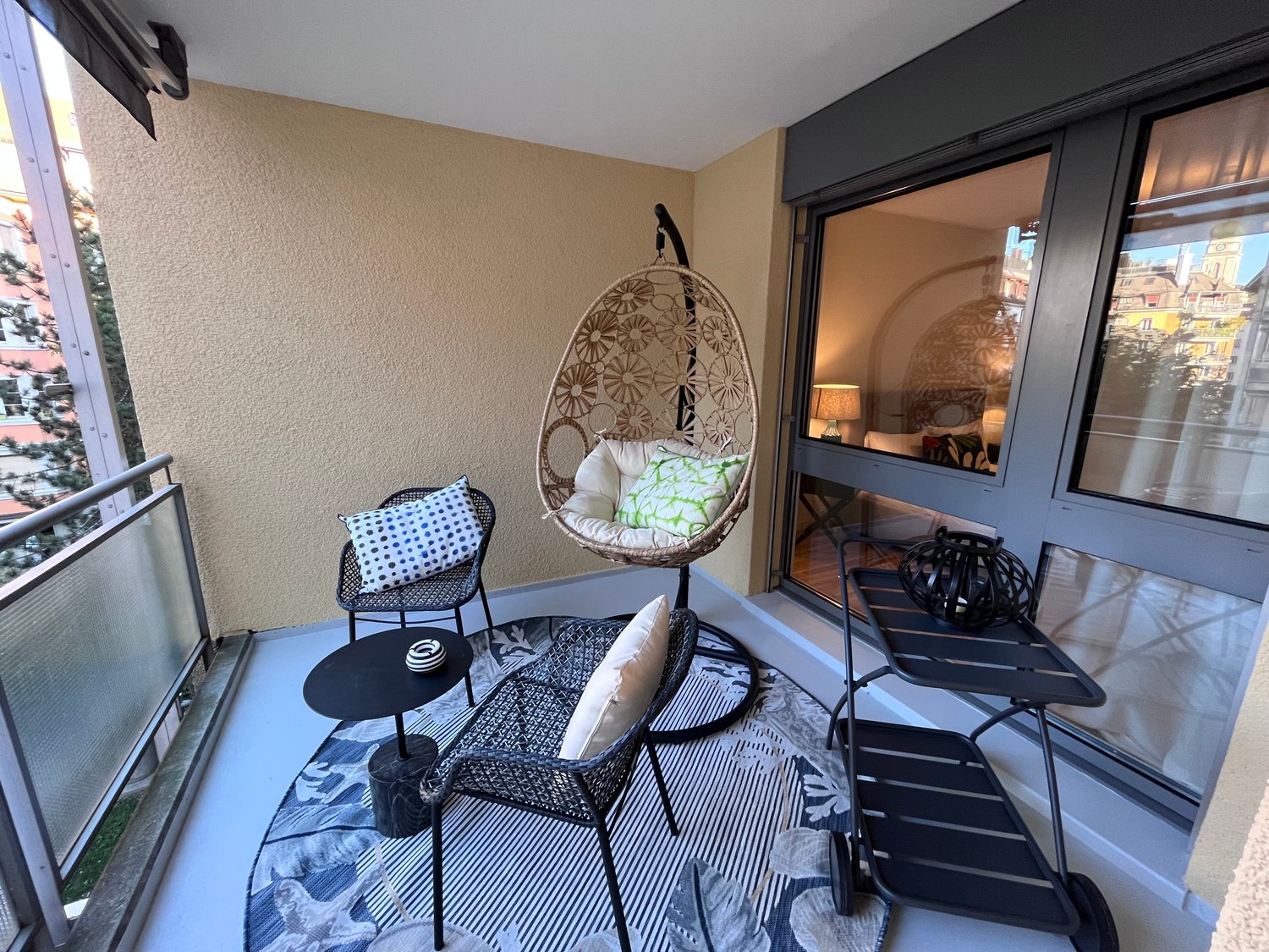 2 ½ rooms furnished flat