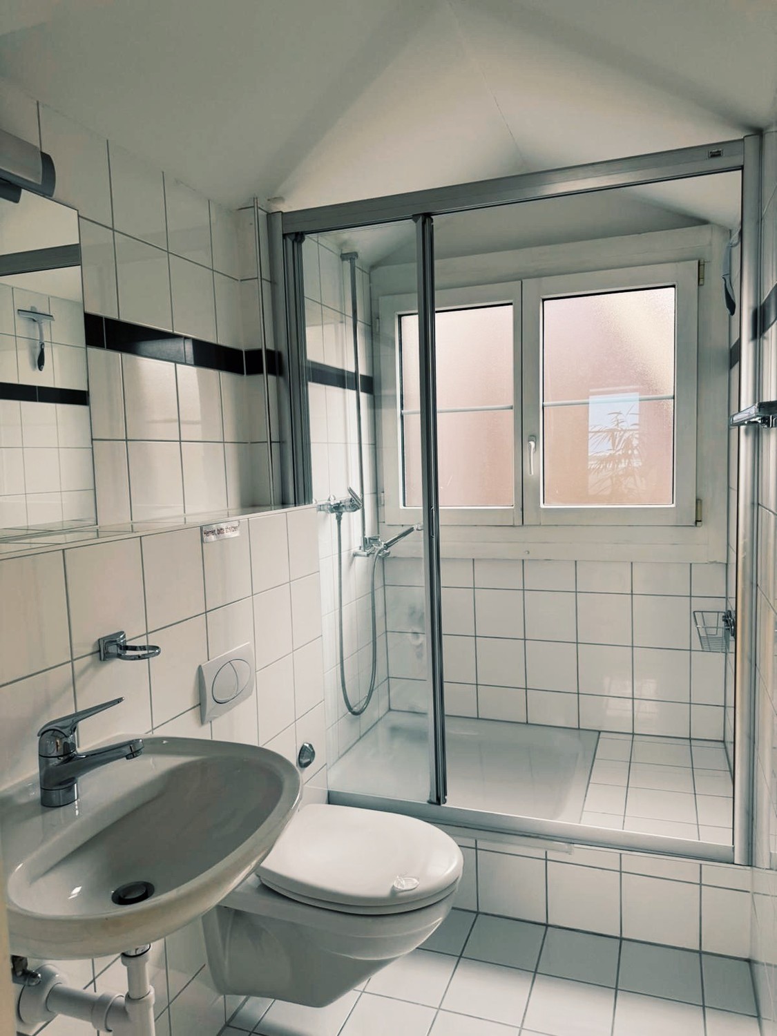 Chambre dans un appartement partagé