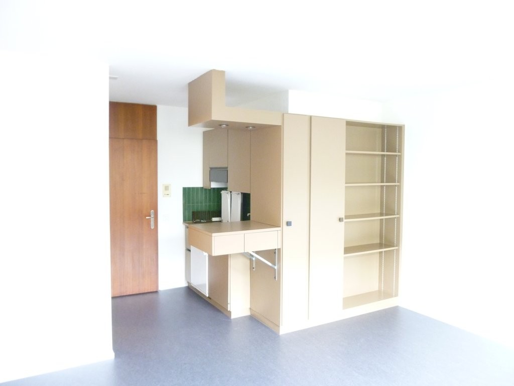 2 room apartment, photo 3 of 5