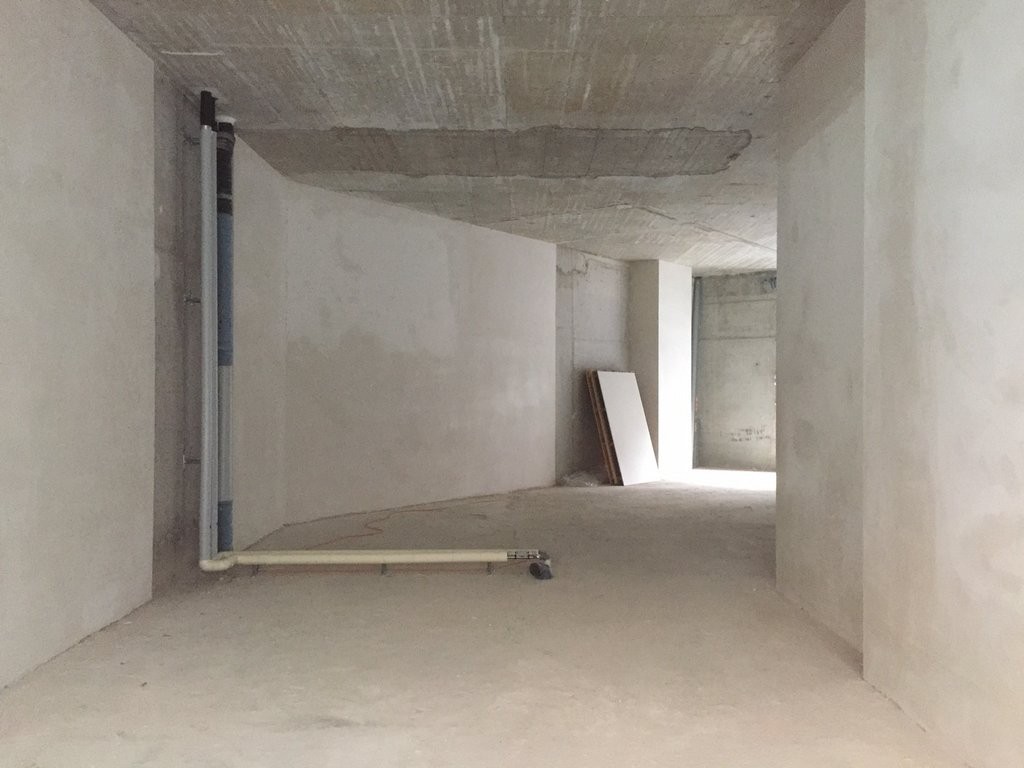 120m² office