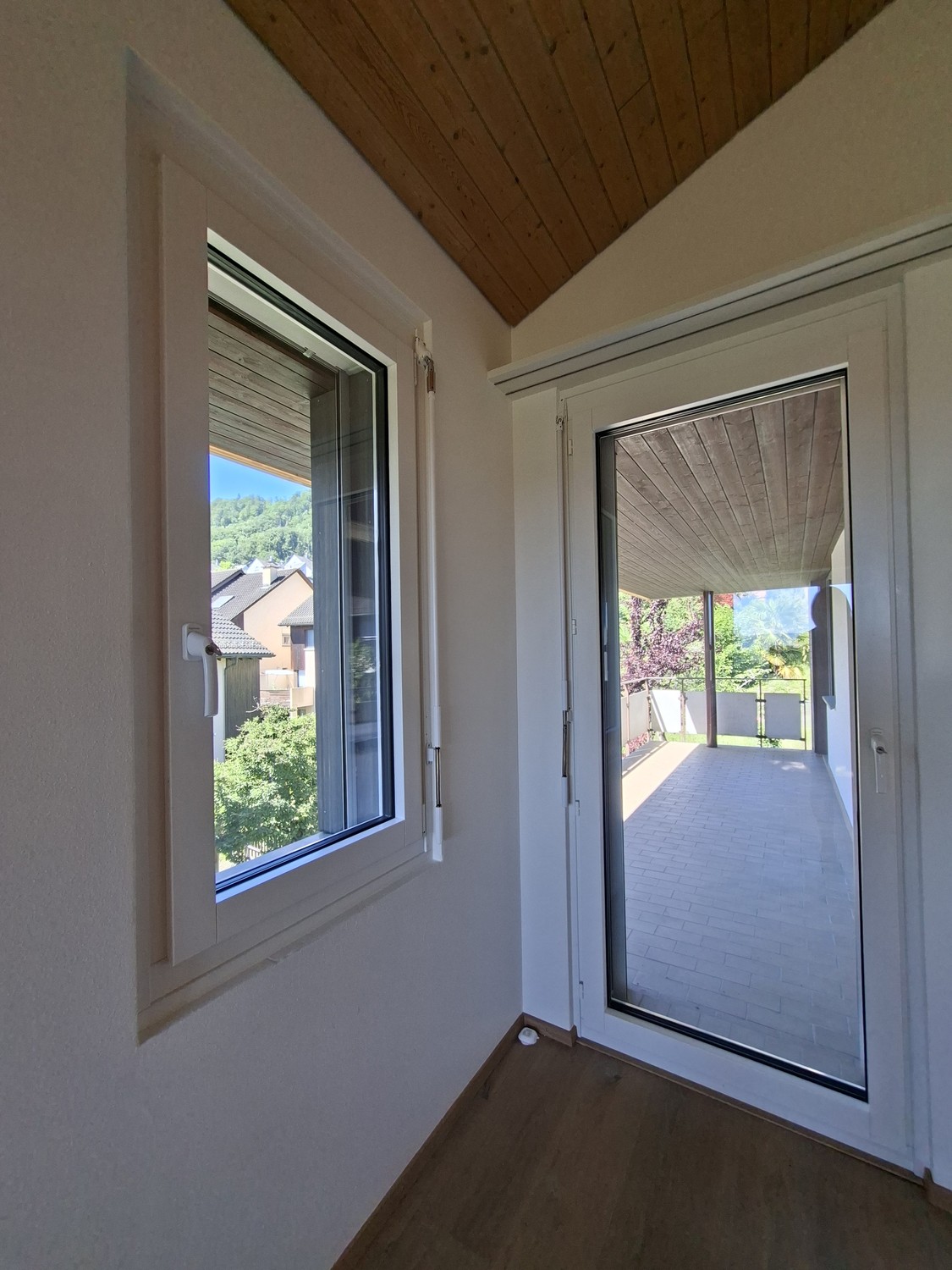 6 rooms single house