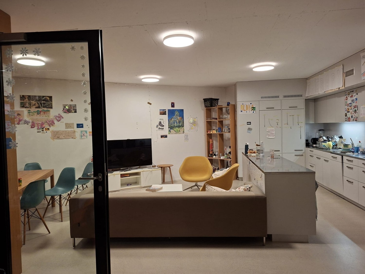 Room in a shared flat, photo 1 of 2