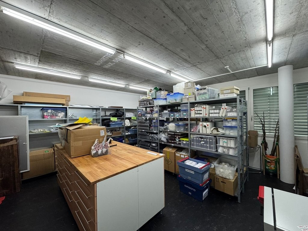 35m² office