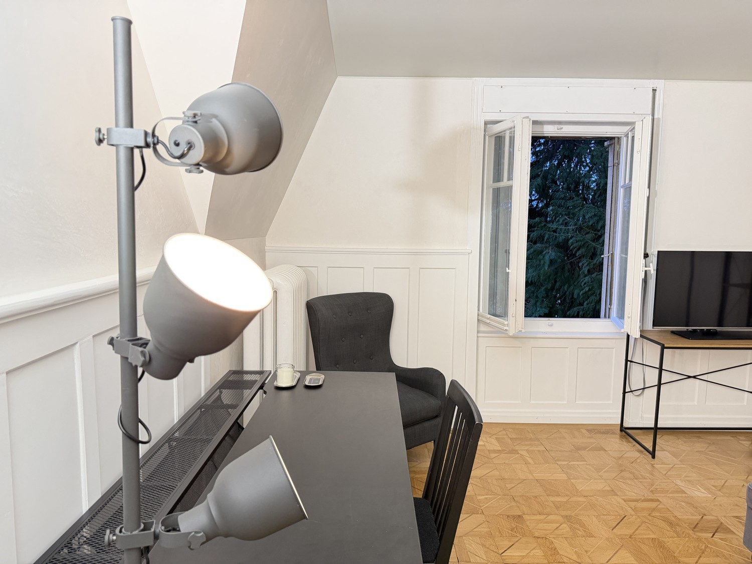 Chambre dans un appartement partagé