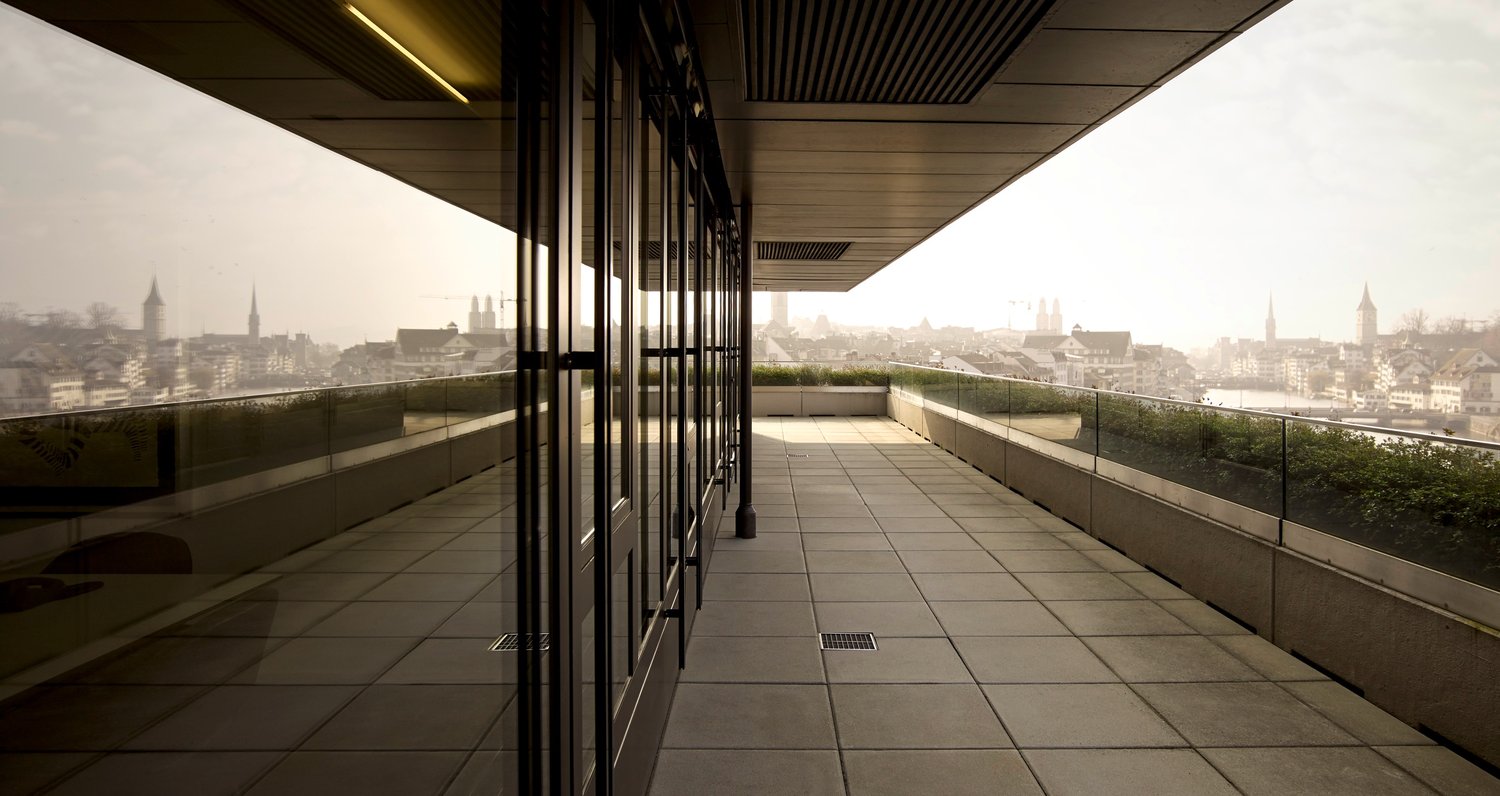 1700m² office