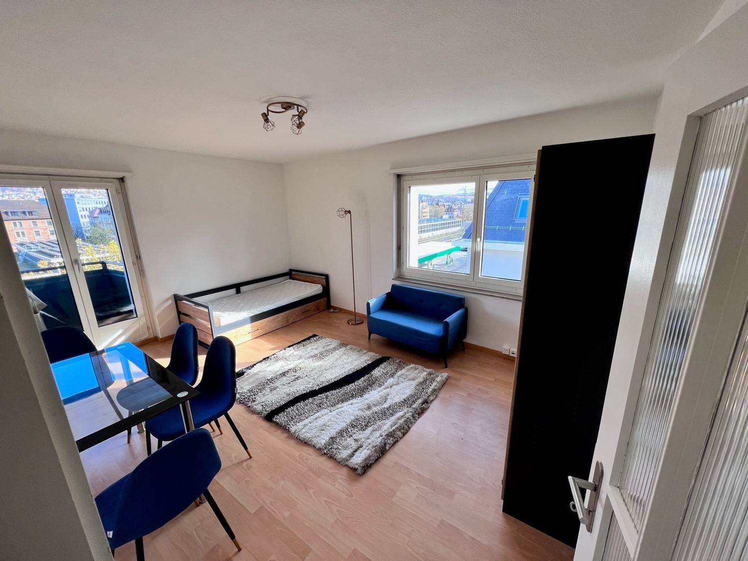 1 room apartment, photo 1 of 5