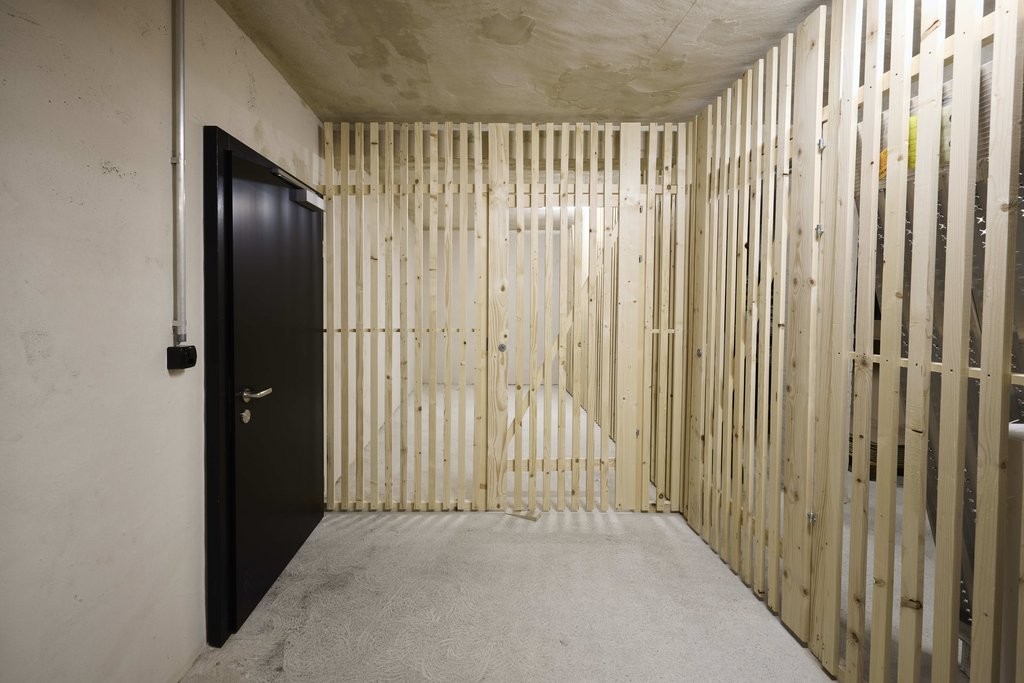 24m² storage room