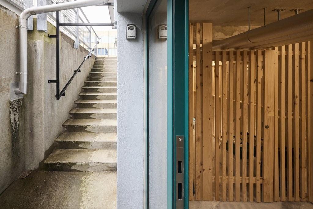 24m² storage room