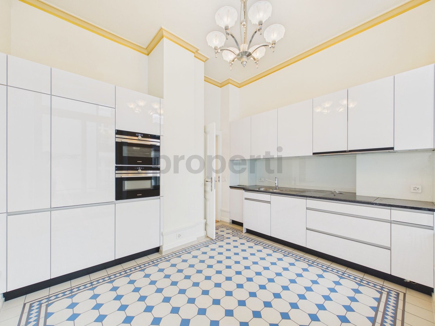 3 ½ rooms apartment, photo 1 of 10