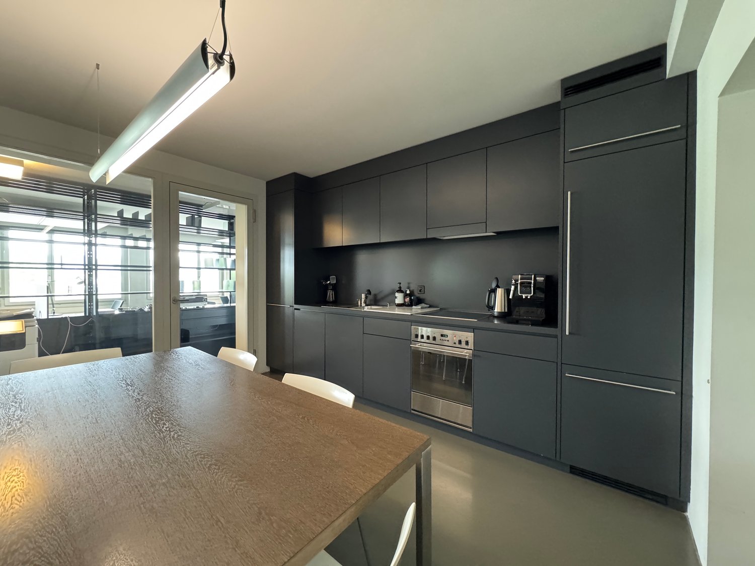 212m² bureau