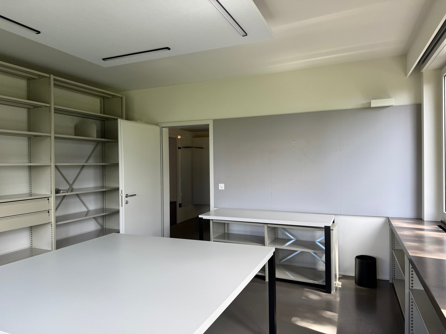 212m² bureau