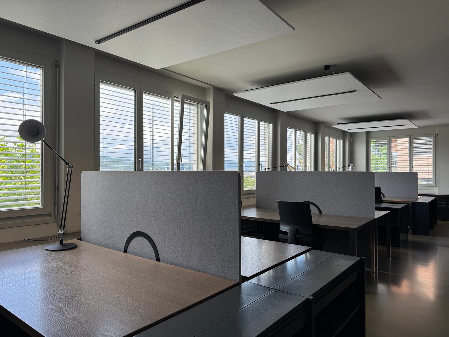 212m² bureau