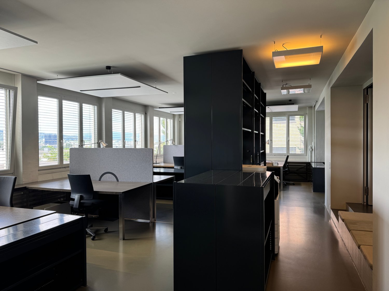 212m² bureau