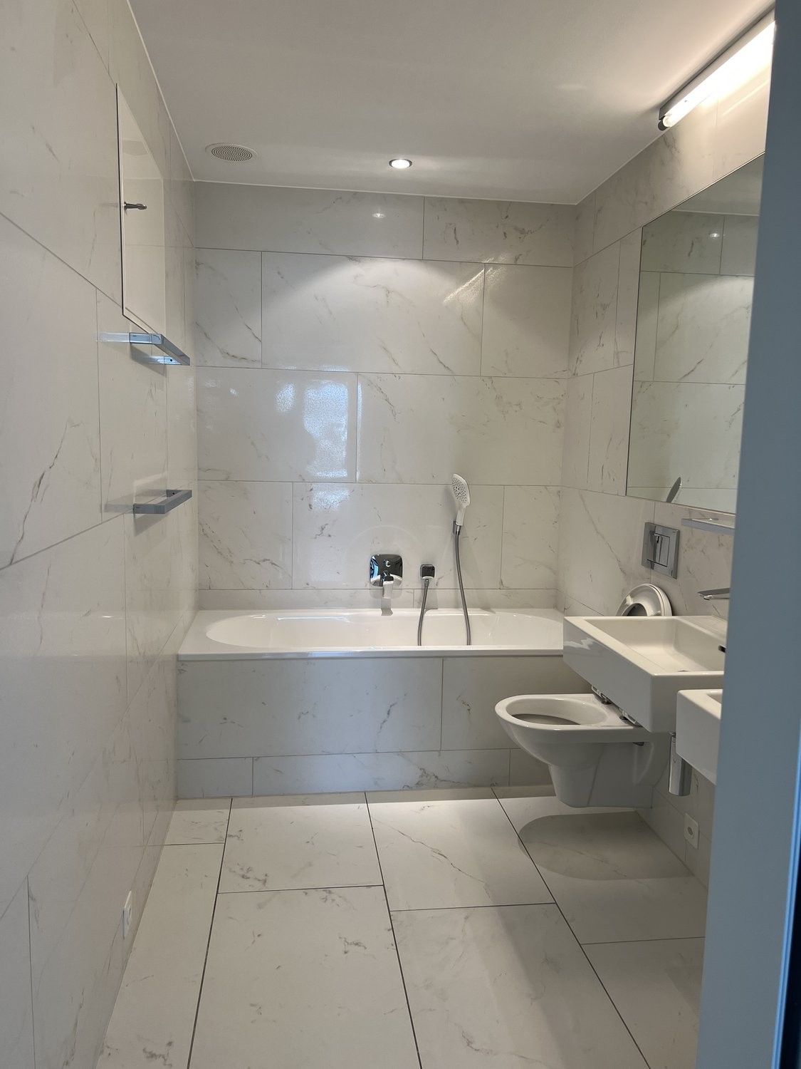 2 ½ rooms furnished flat