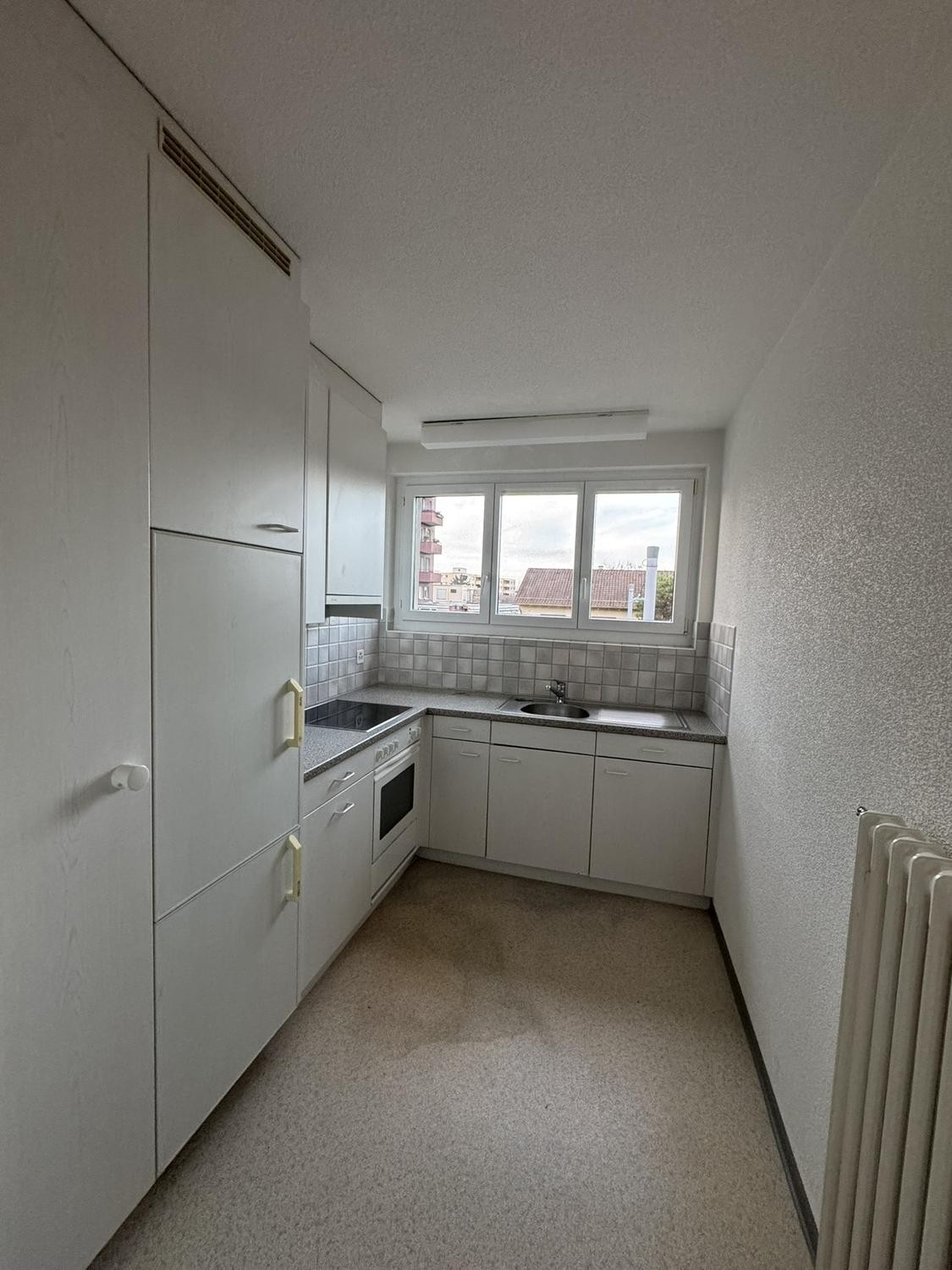 2 rooms apartment, photo 2 of 4